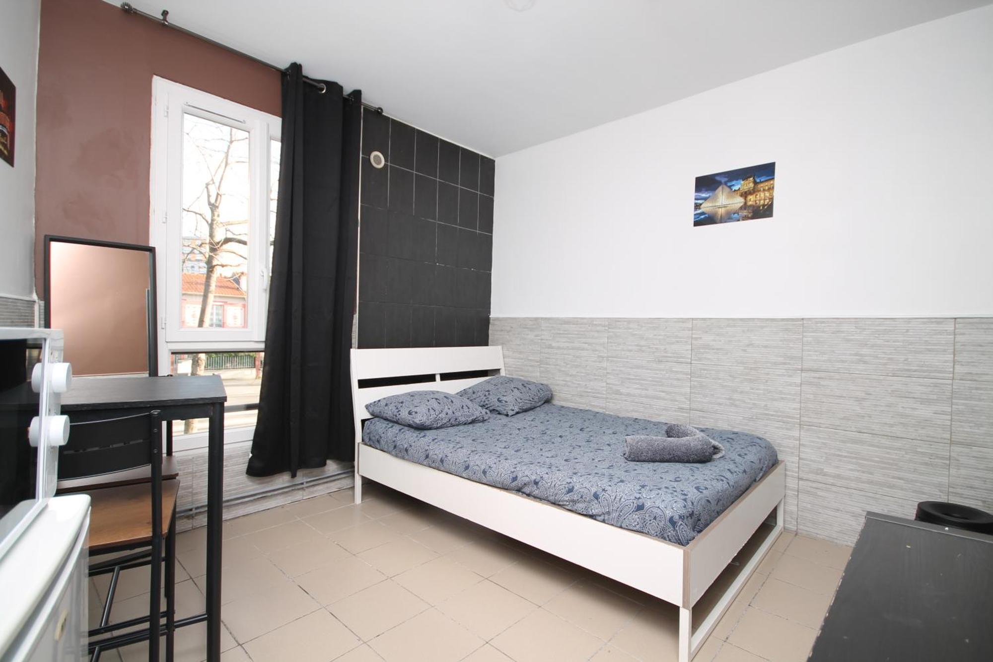 04 - Chambre Avec Lit Double Proche Paris Et Transports Wifi Saint-Denis  Exterior photo